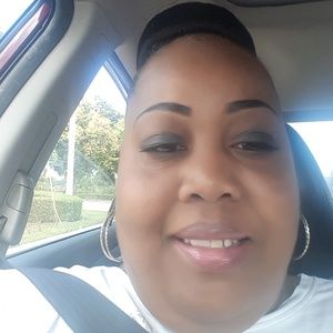 Meet your Posher, Eunice